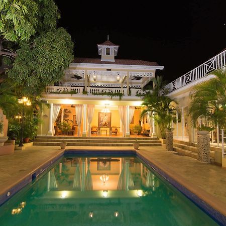 Eden Gardens Wellness Resort & Spa Kingston Buitenkant foto