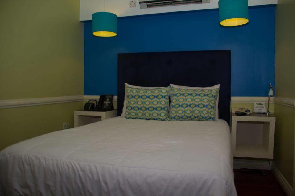 Eden Gardens Wellness Resort & Spa Kingston Buitenkant foto